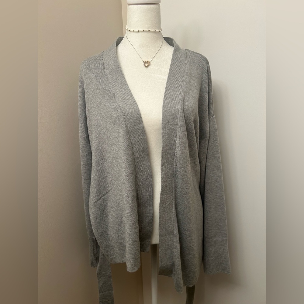 🌹5 for $50🌹Gray Open Front Cardigan with a Tie Belt